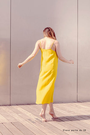 
                  
                    Naissance publique robe de grossesse forme lingerie jaune et bloomer assorti
                  
                